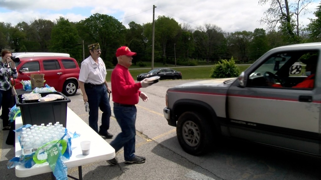 Am Vet Lunches Vo.00 00 37 21.still001