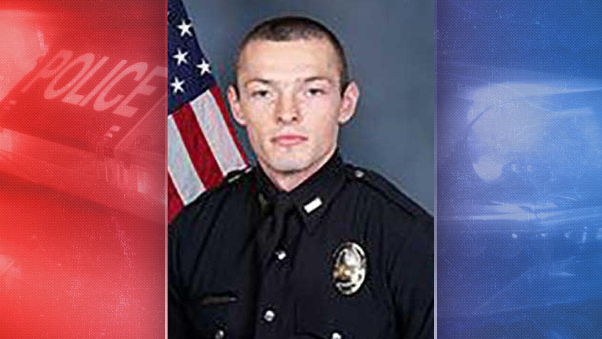 On-duty Louisville officer accused of sexually abusing woman - WNKY ...