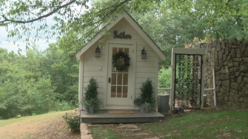 Egg Cellent Accomodations: Chickens Enjoy Luxury Coop