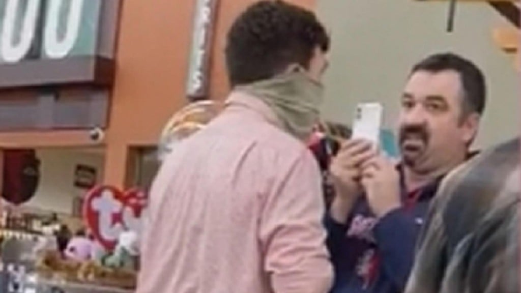 Grocery Store Mask Confrontation Turns Violent