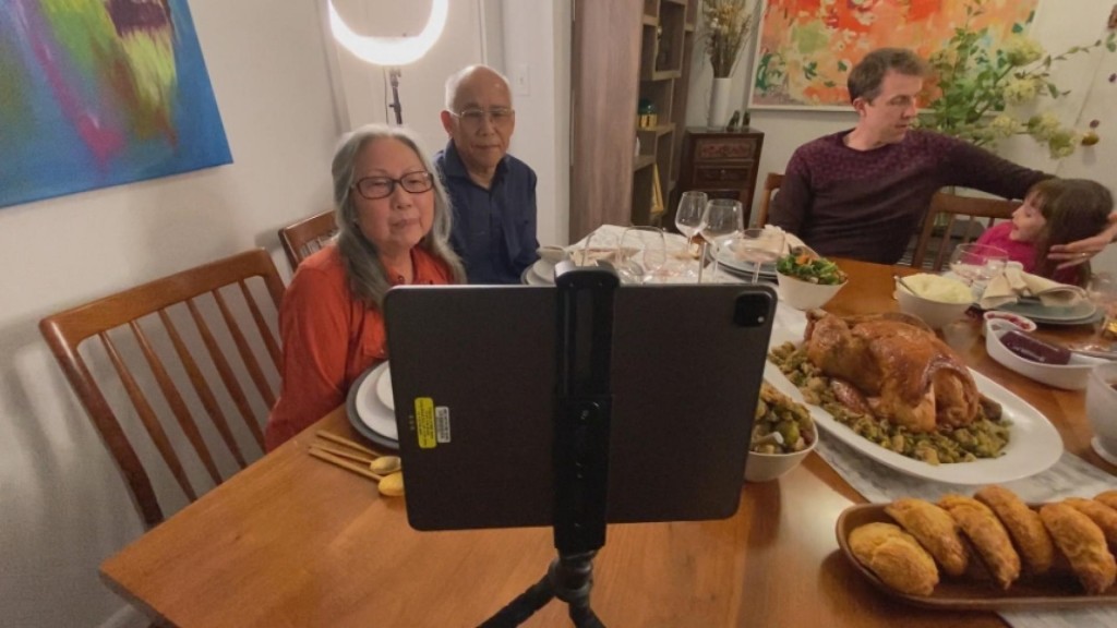 Virtual Gatherings Offer Thanksgiving Connection