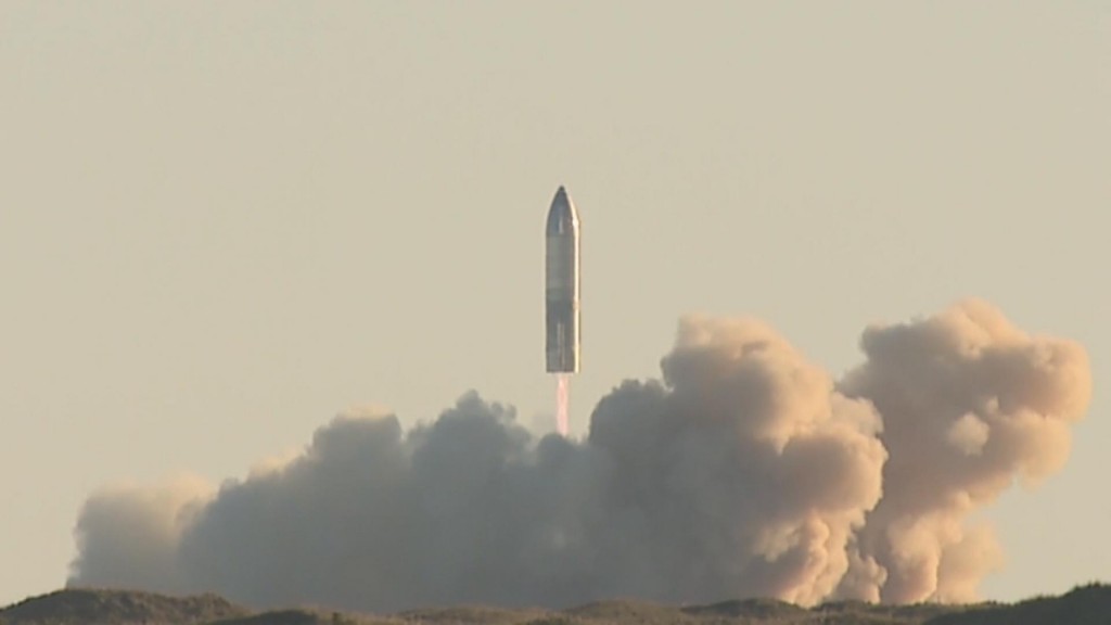 "mars, Here We Come!" Spacex Celebrates Test Launch, Despite Explosive Crash