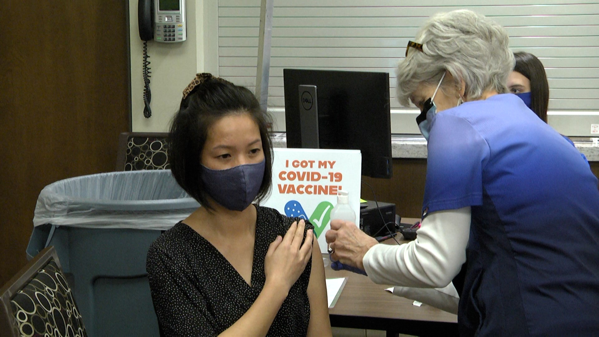 Members of Burmese community receive Covid-19 vaccination - WNKY News ...