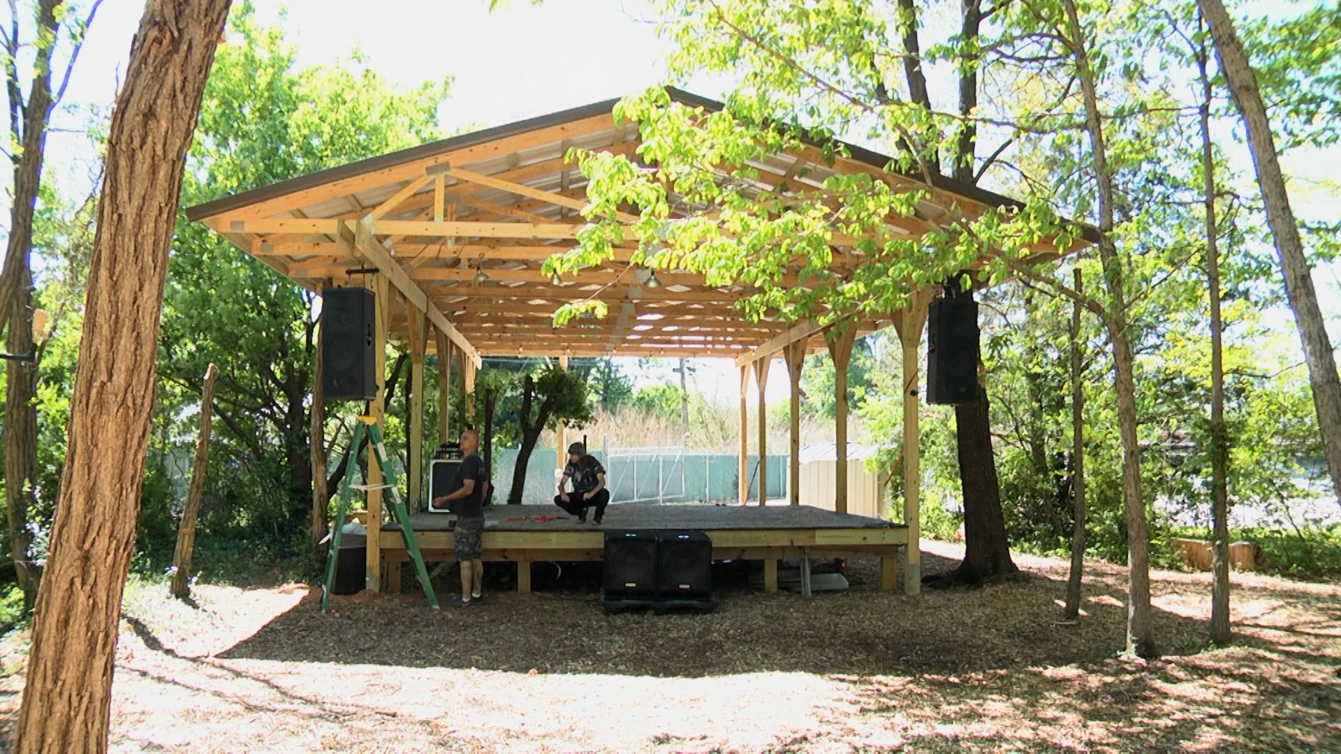 New outdoor music venue 'The Grove' opens WNKY News 40 Television
