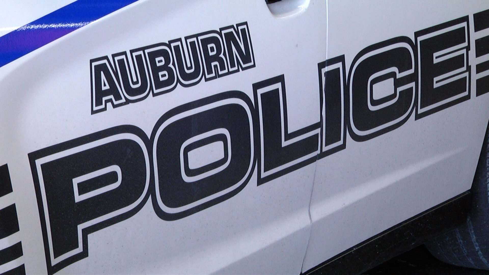 Police Chief Of Auburn Announces Retirement Wnky News 40 Television