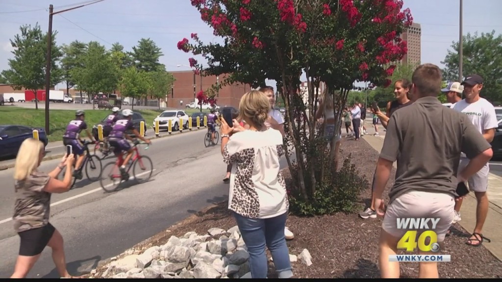 Western Kentucky University Fraternity Bikes Across The U.s. To Raise Money For Alzheimer's Disease