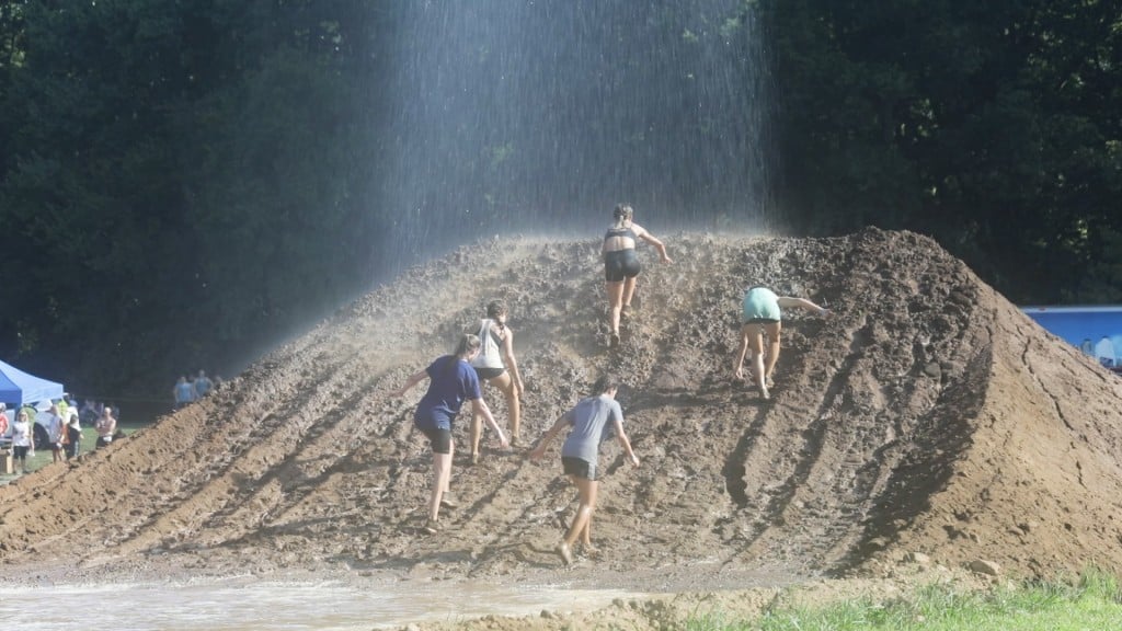 Mud Happens Pic