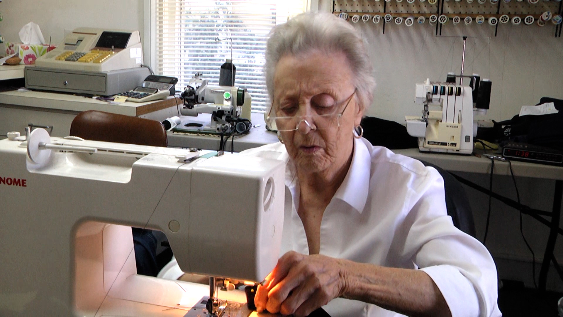 Bowling Green seamstress named the Senate Small Business of the Week