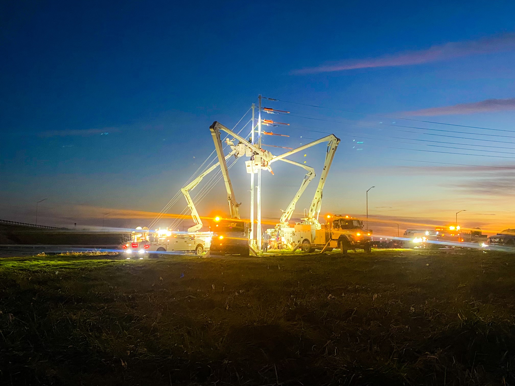 The best linemen aren't in the NFL WNKY News 40 Television