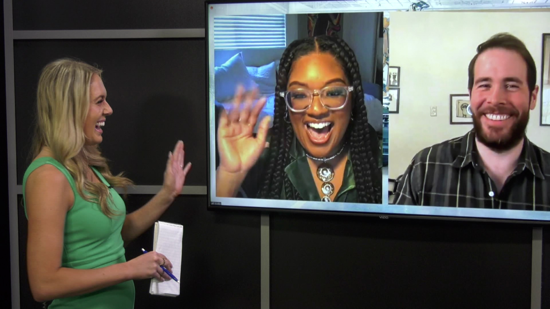 Talk to the Talent - X Mayo & Jon Barinholtz, &lsquo;American Auto&rsquo; - WNKY