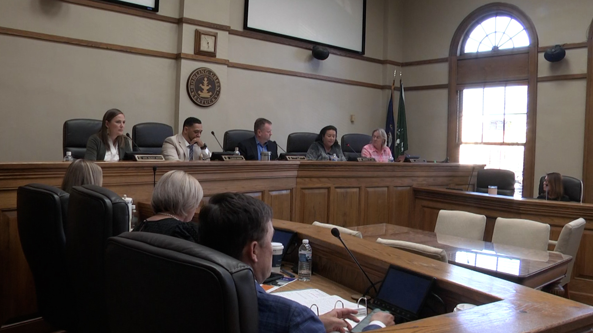 City commissioners approve pay raise - WNKY News 40 Television