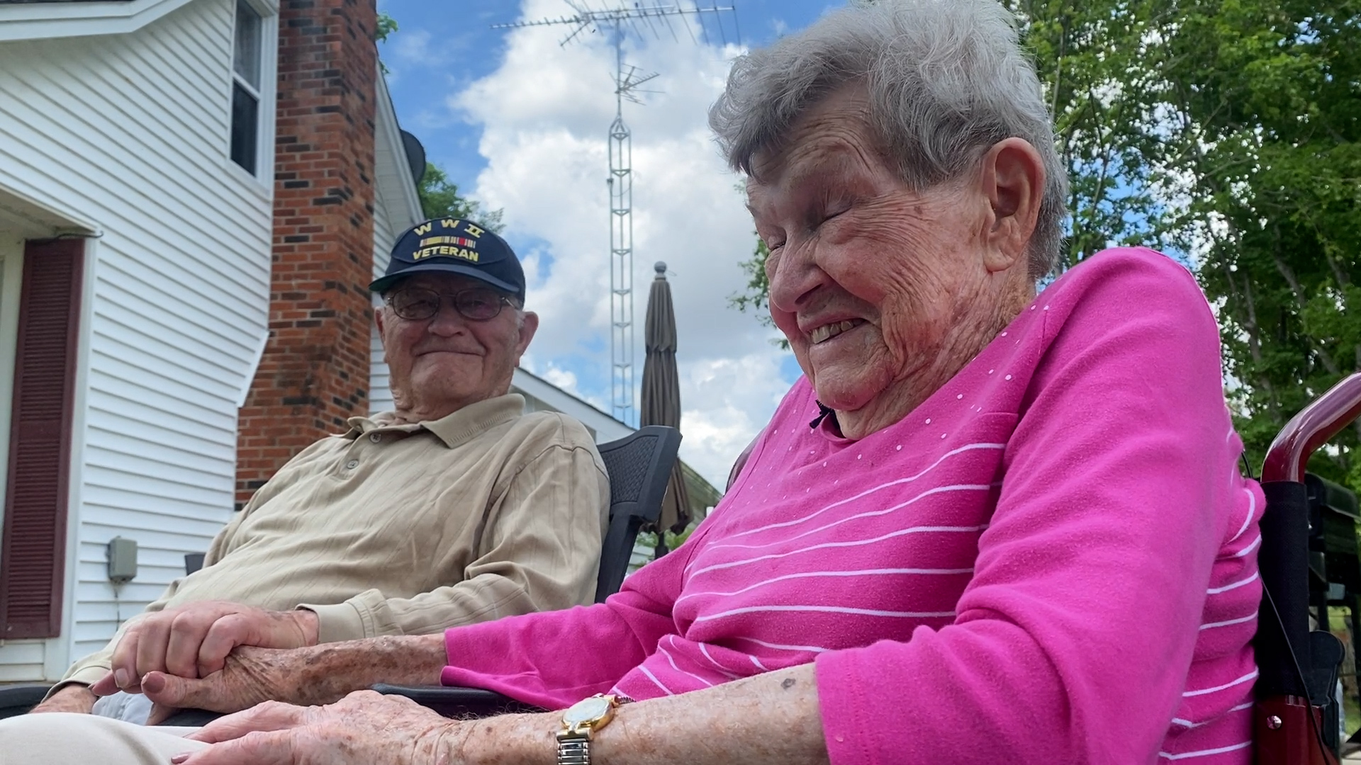 98-yr-old WWII veteran celebrates 74th wedding anniversary