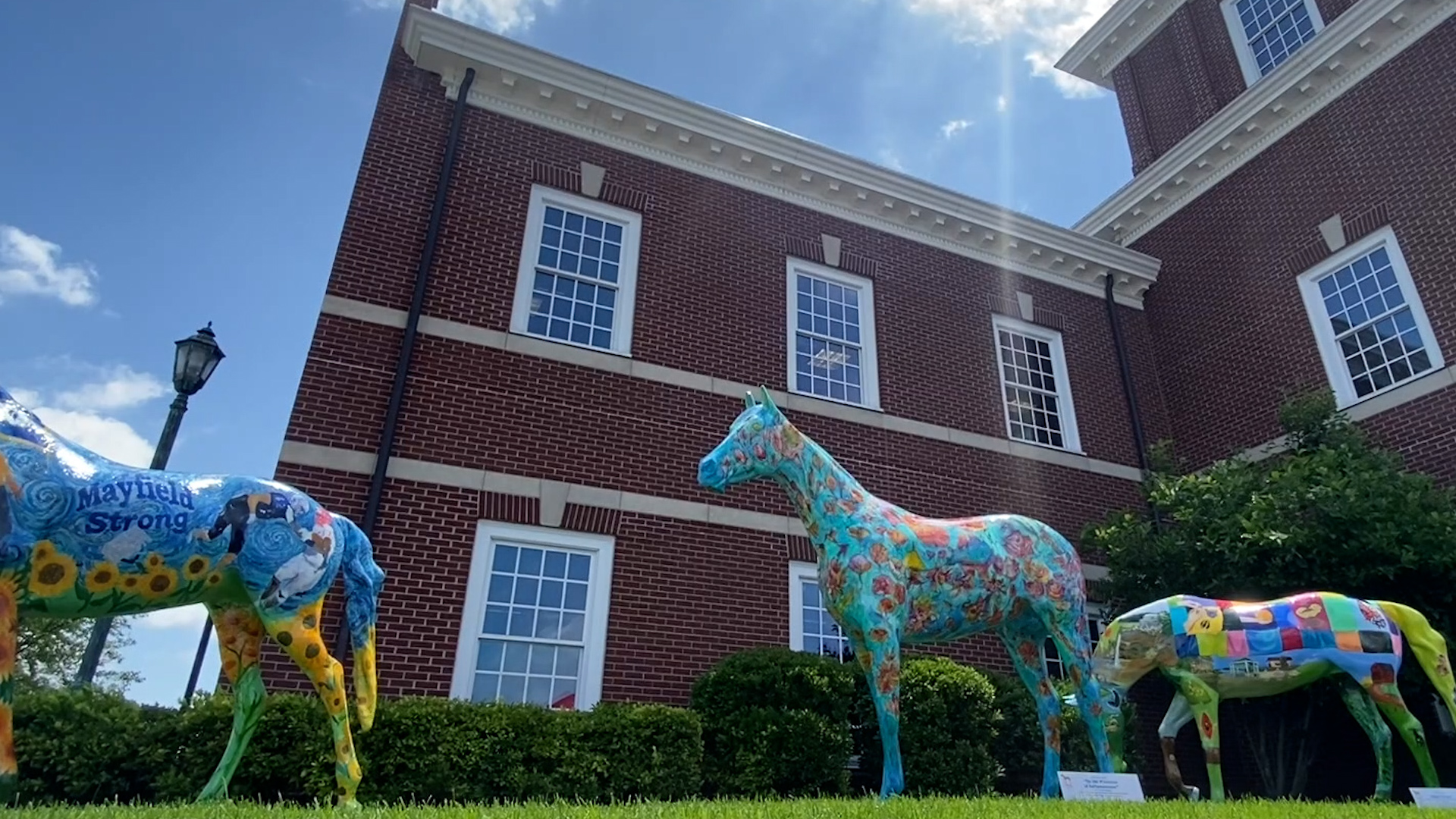 LexArts to showcase 'Horses of Hope' Friday; raising tornado relief