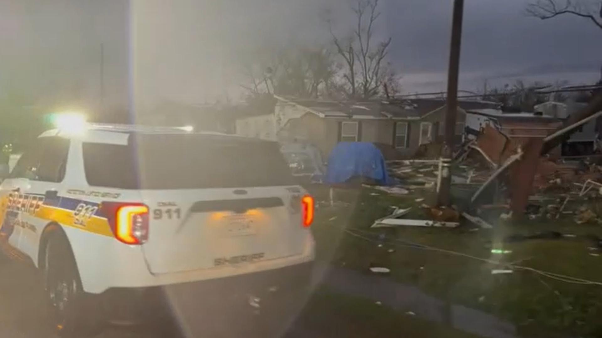 Families shattered by tornadoes in Louisiana and Mississippi - WNKY ...