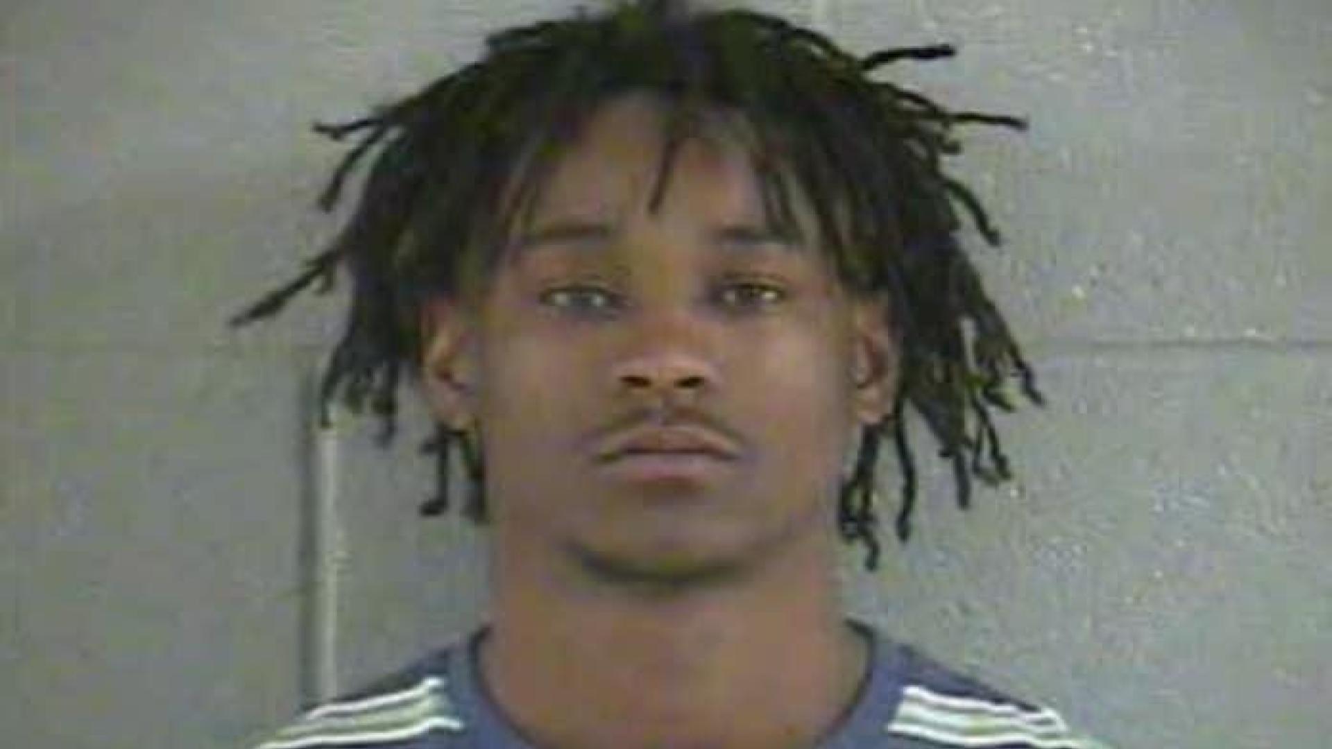 Police Glasgow man detained after several rounds fired into vehicle WNKY News 40 Television