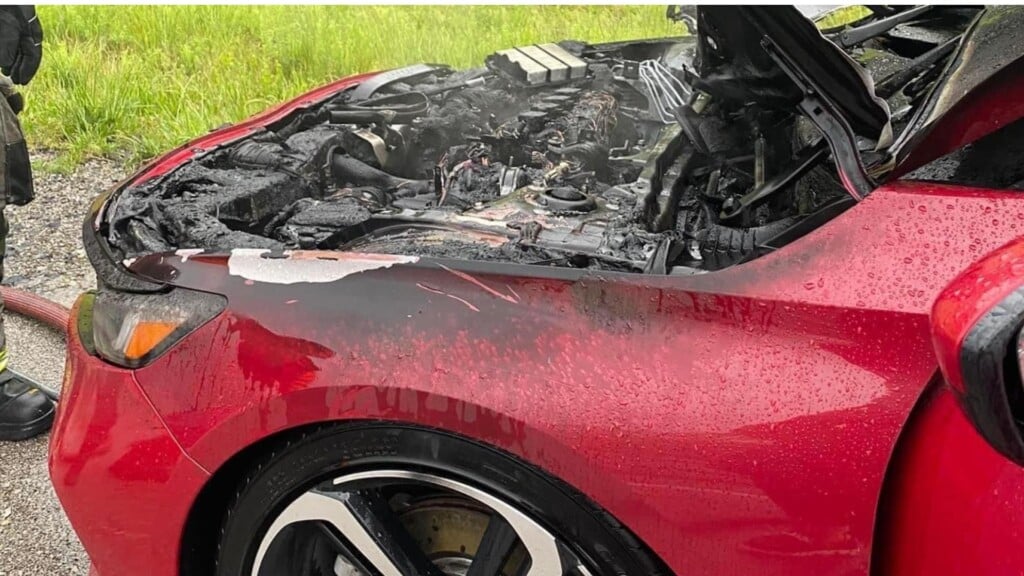 Car struck by lightning catches fire on I 65 in Barren County