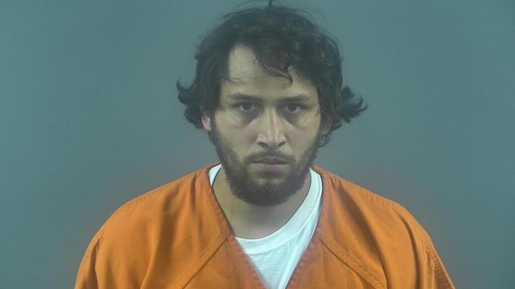 Bowling Green man arrested on fentanyl trafficking charges - WNKY News ...