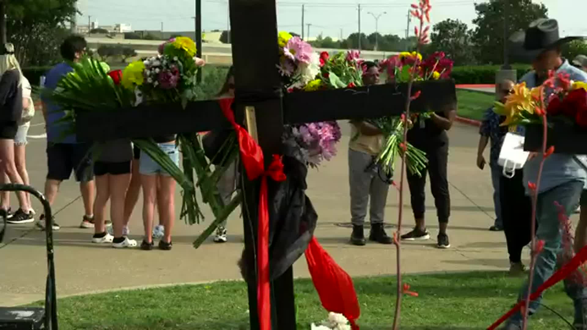 Beshear Orders Flags To Half Staff For Texas Shooting Victims Wnky News 40 Television 