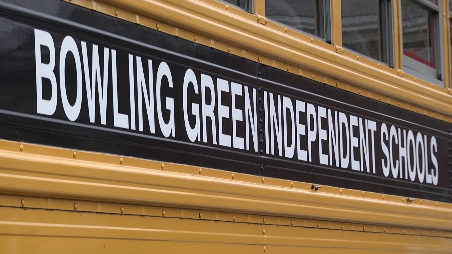 Bowling Green Independent Schools Employees Reach 10 Raise Over Three Bowling Green Independent Schools Employees Reach 10 Raise Over Three