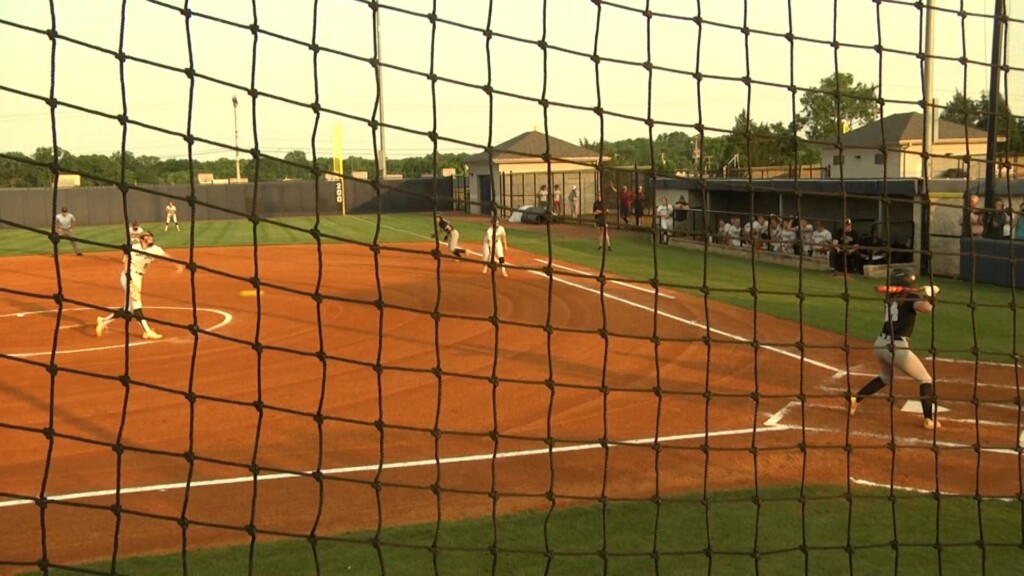 Local Softball Stars Receive State Awards