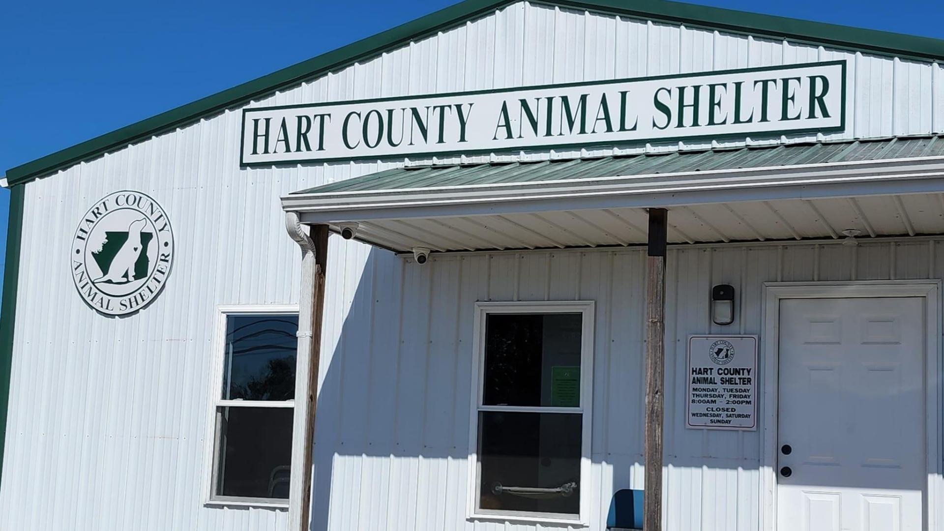 Hart Co Animal Shelter hosting code red adoption event WNKY News 40