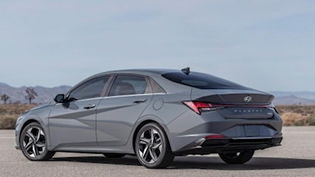 Hyundai recalls some Elantra HEVs for crash risk WNKY News 40 Television