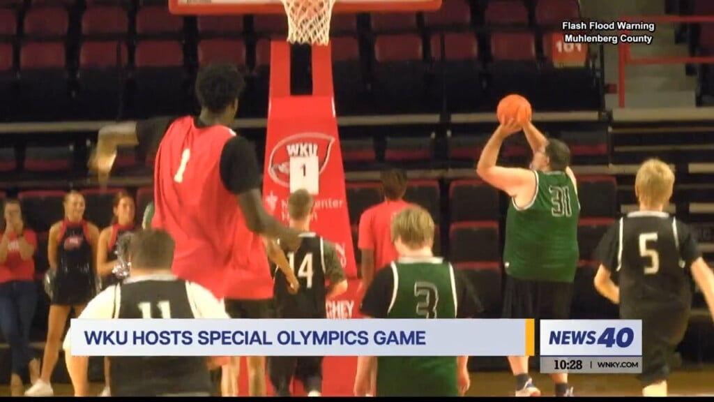 Wku Men's And Women's Basketball Hosts Special Olympians At Diddle Arena