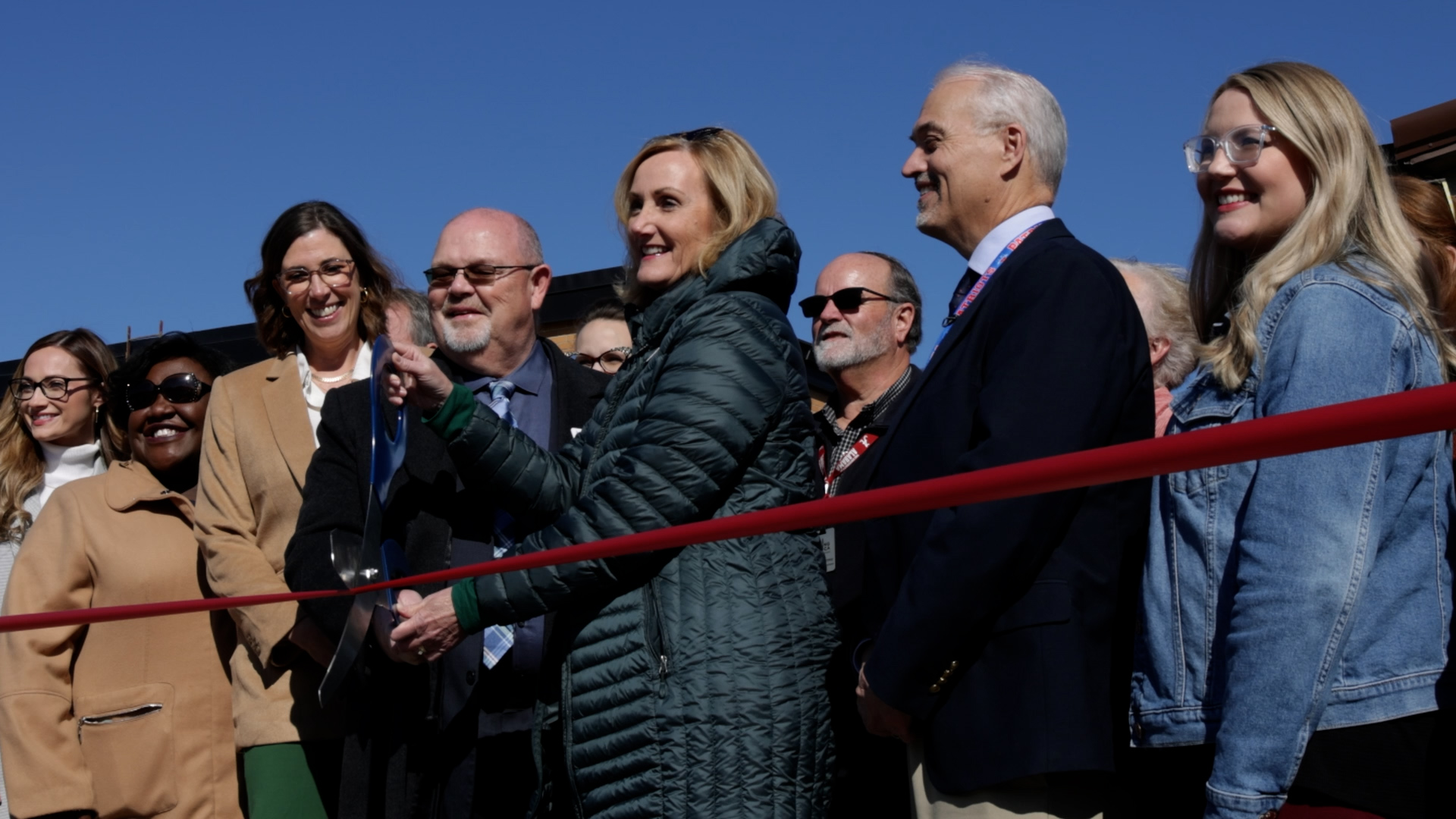 Allen County Schools celebrates food pantry grand opening - WNKY News ...