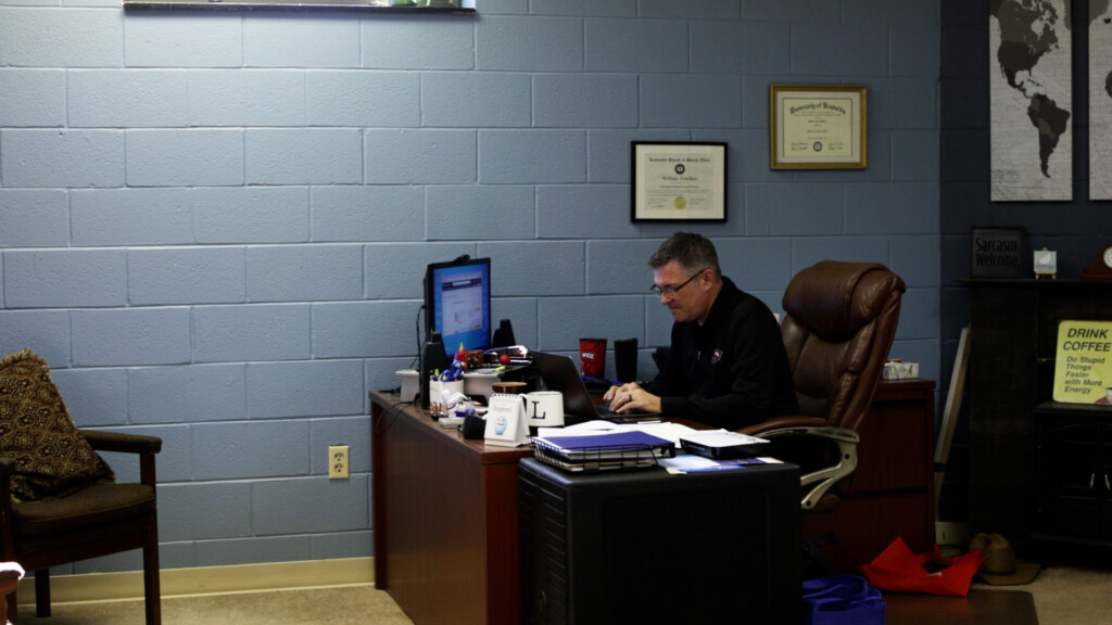 Helpforadoptedchildren Pkg00 00 27 24still001
