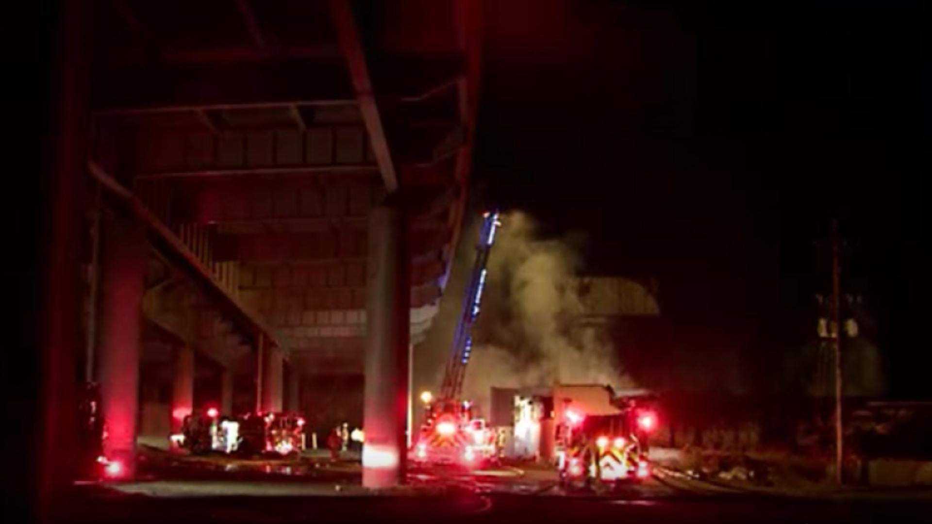 Louisville highway reopens after fire causes closure WNKY News 40