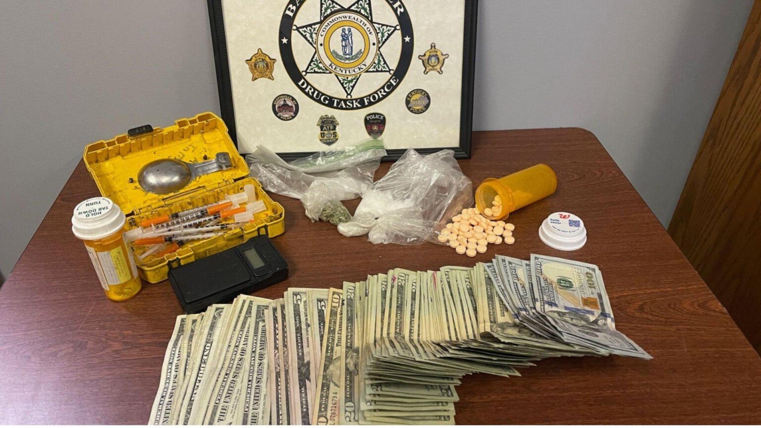 Man charged with drug trafficking following drug bust in Metcalfe