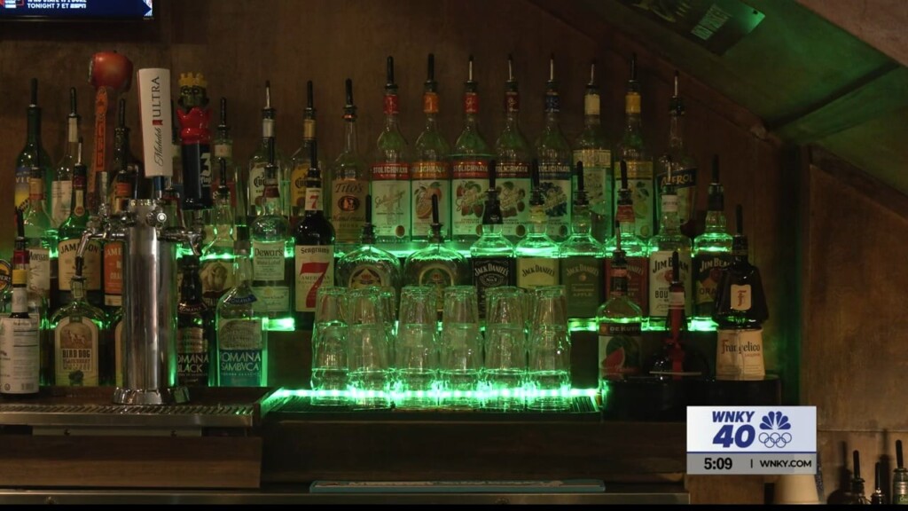 Green St. Patrick’s Day Specials At Cliff’s Of Moher Irish Pub