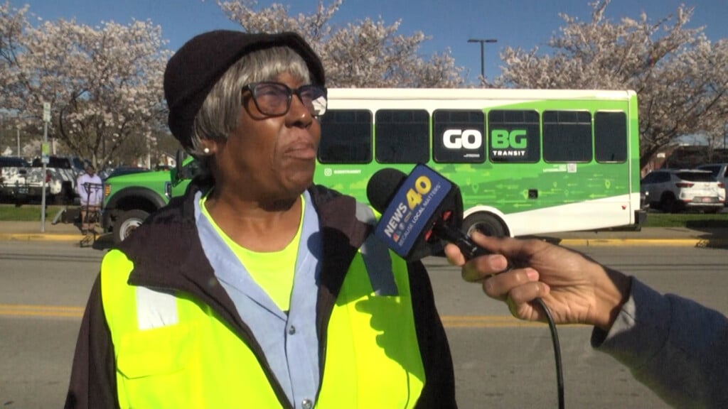 Miss Mary Sotvo00 00 15 48still001