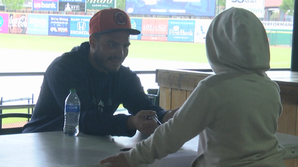 Hot Rods Meet The Team 2024 Vo00 00 12 28still001