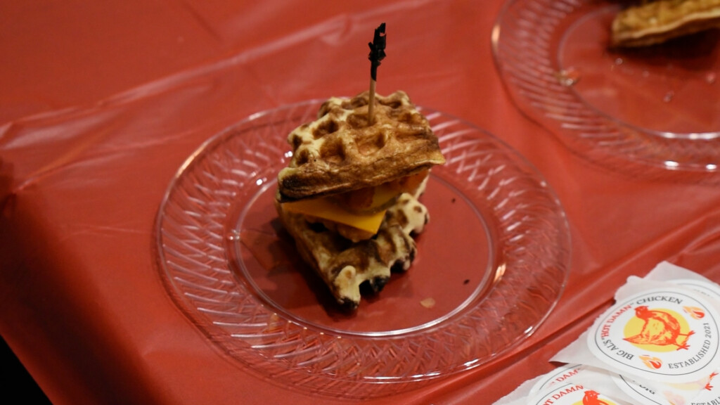 Dsc 000200 00 05 26still002