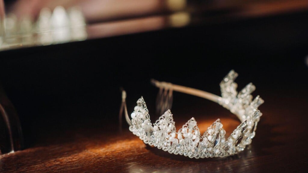 crown pageant