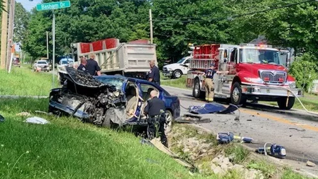 Grayson Co. woman severely injured after car hits dump truck head-on in ...