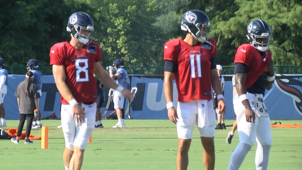 Titans Qb Cover Pic