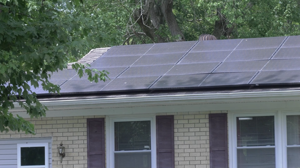 Solar Panel Scam Pkg00 00 17 34still001