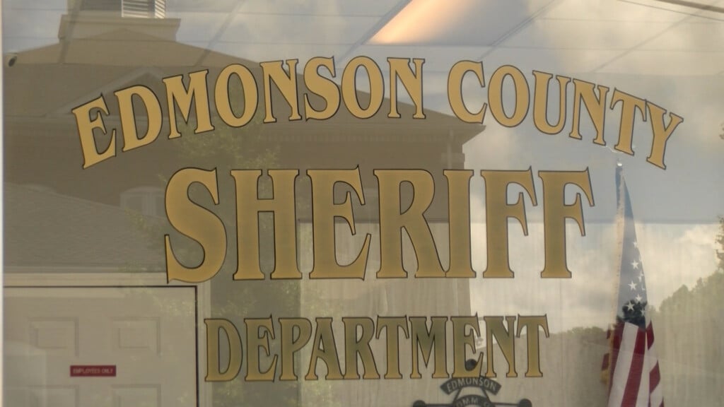Updated Edmonson County Sheriff Sotvo00 00 29 03still001
