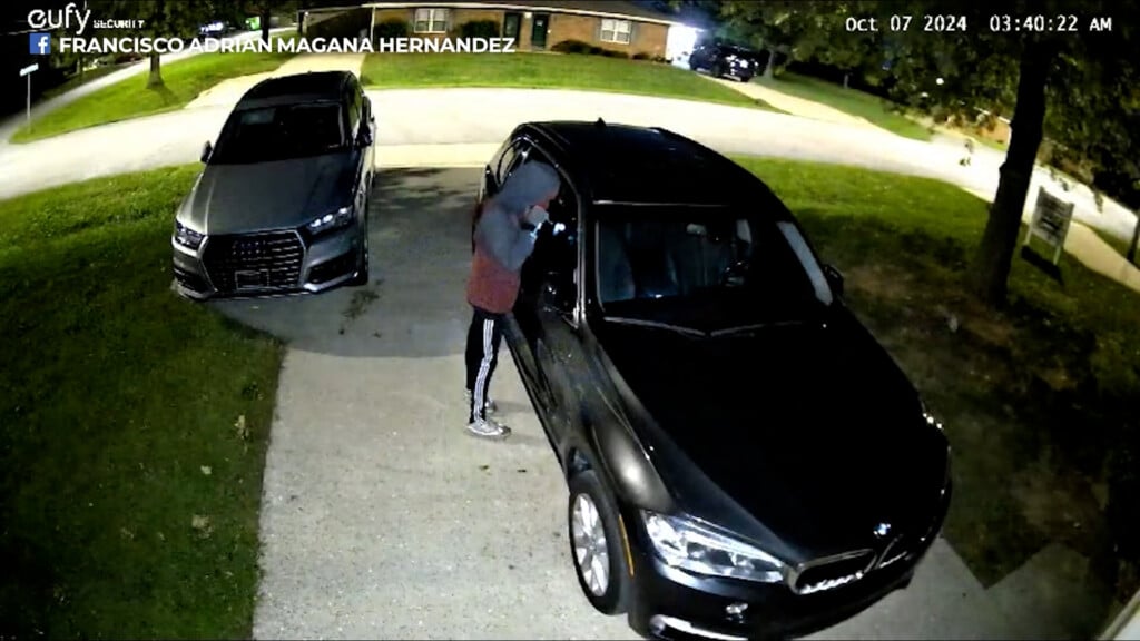 Car Break In Sotvo00 00 55 48still001