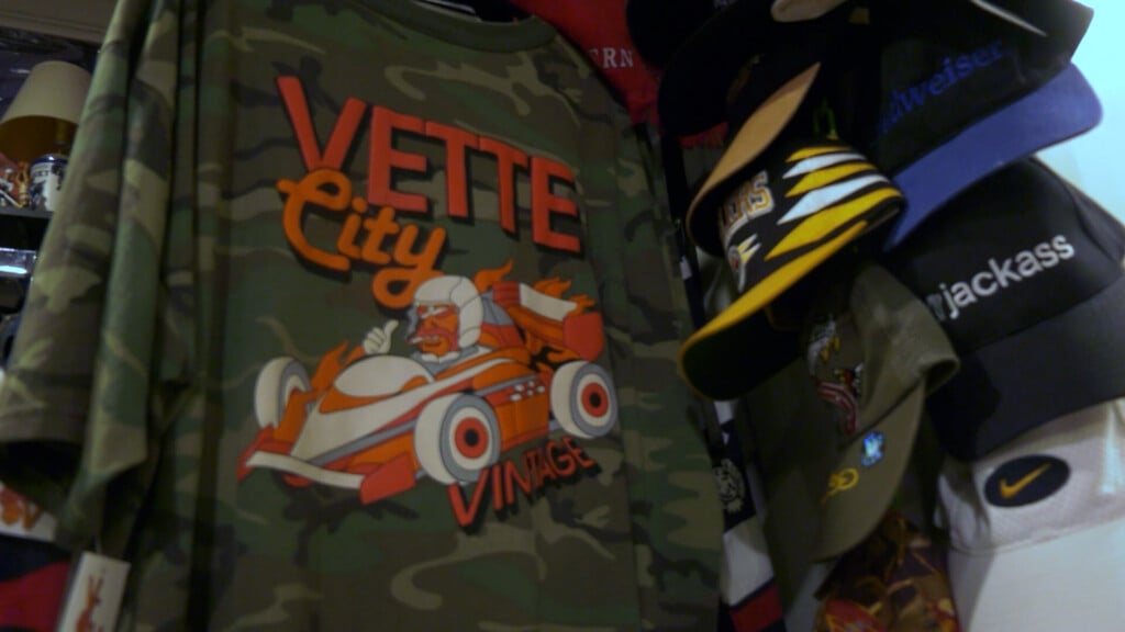 Careers In Thrifting Pkg00 02 07 25still001