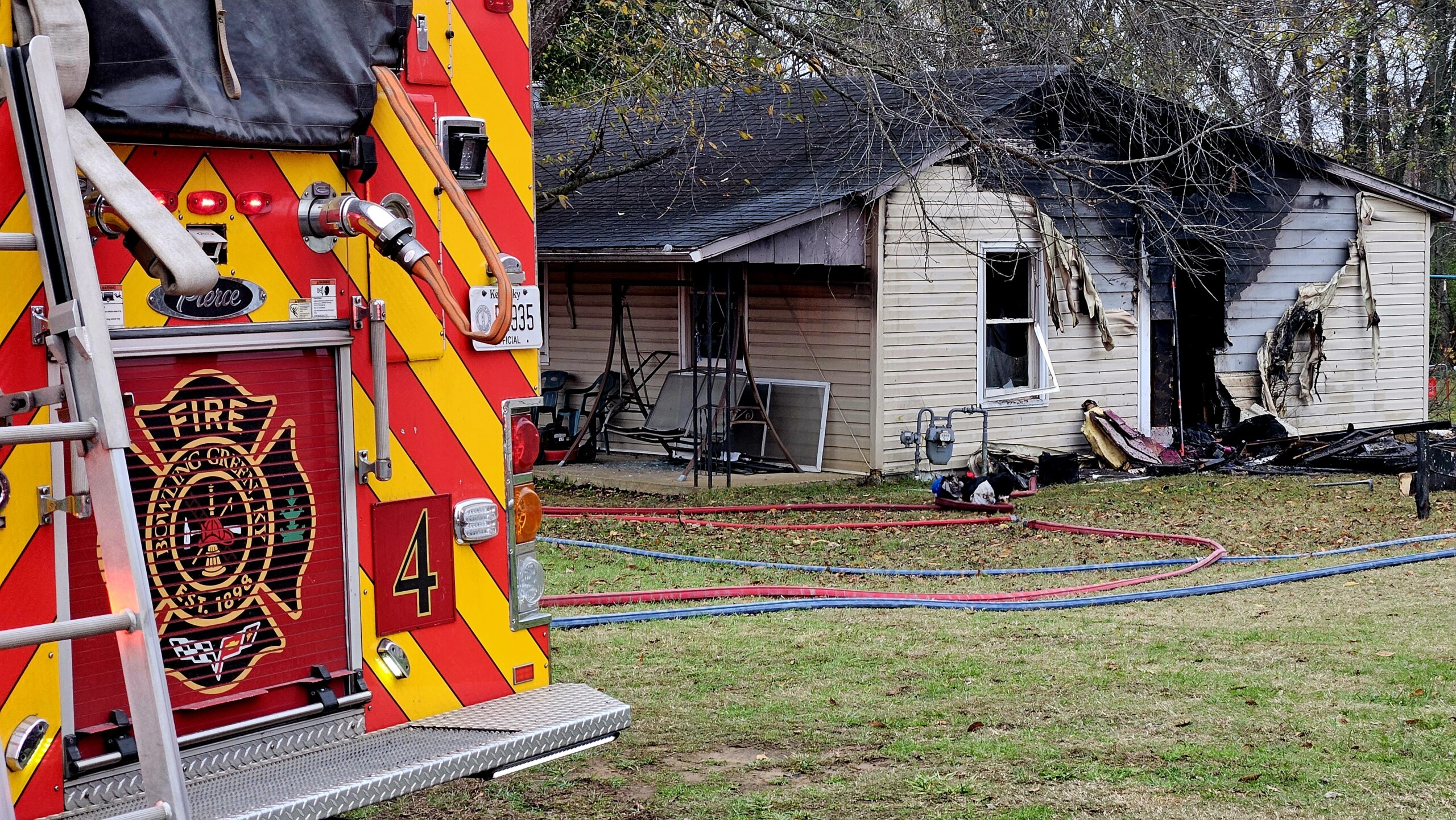 Bowling Green Fire Department battles Thanksgiving Day blaze - WNKY ...