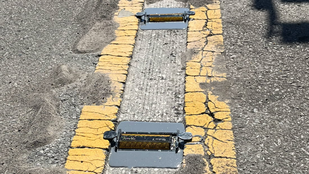 Cave Mill Road Reflectors