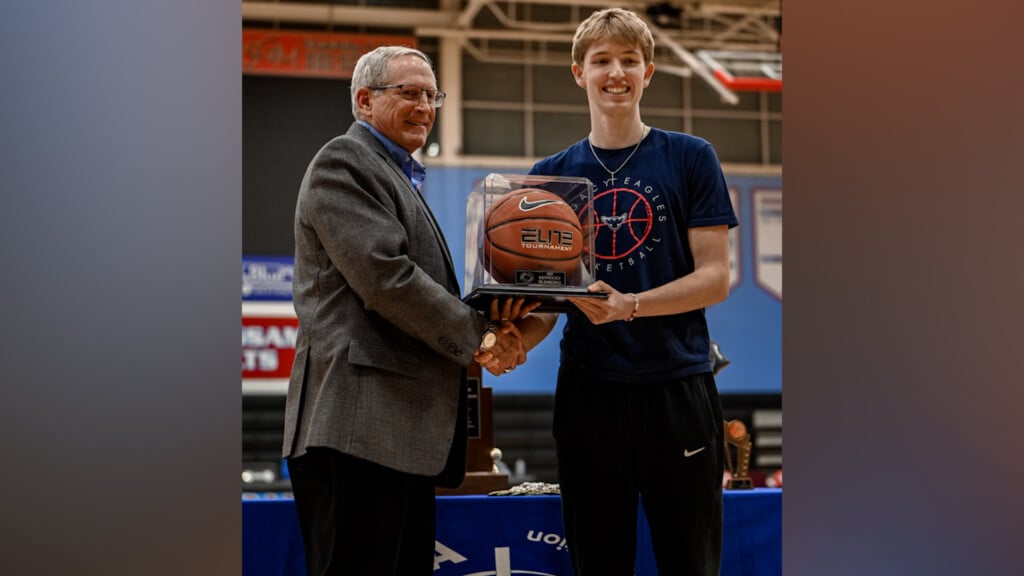 Cole Phillips Wins Kcaa Mr Basketball Pic