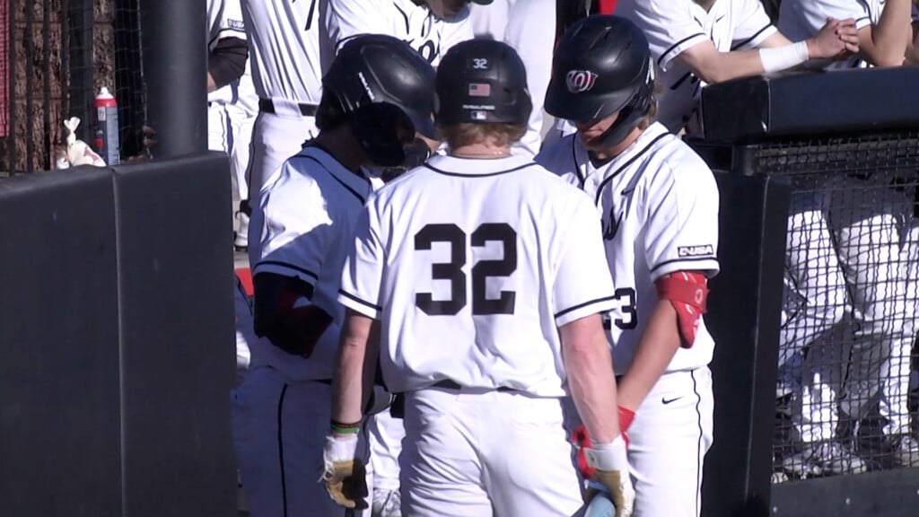 Wku Baseball Cover Pic