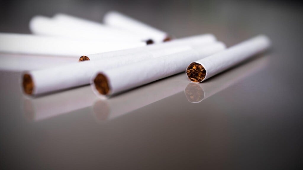 cigarettes smoking
