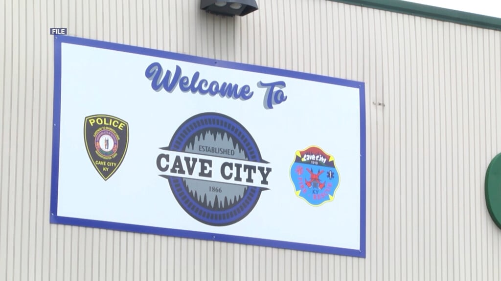 Cave City Ag Center Vomp400 00 06 13still001