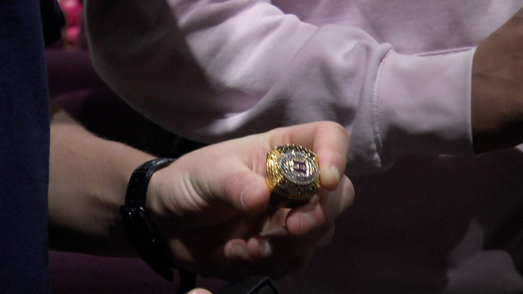 Bg Fb Ring