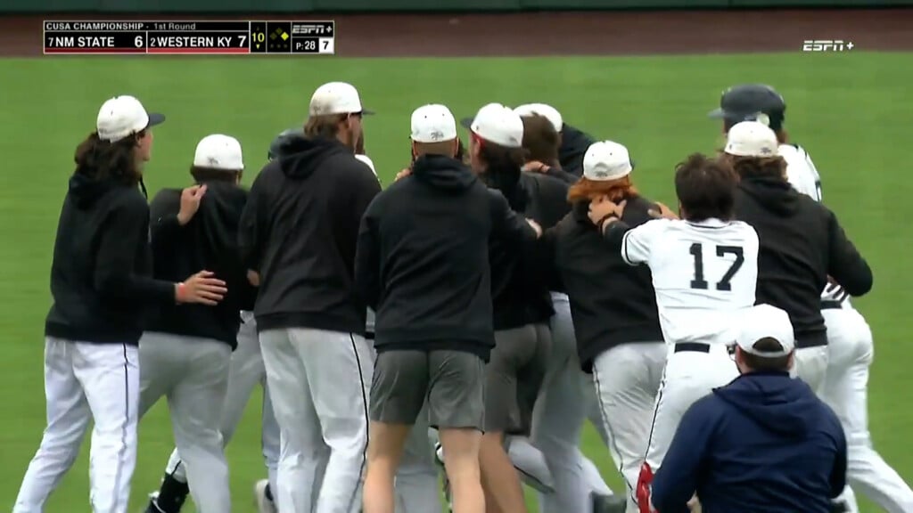 Wku Baseball Cover Pic 5 21